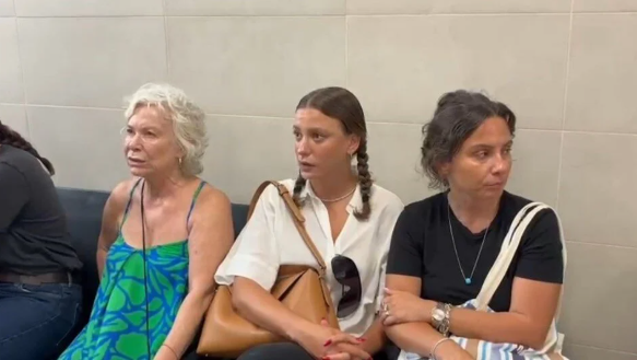 Ayşe Barım ilk dəfə hakim qarşısında - Məşhurlar axın etdi (FOTO)